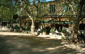 RASSEMBLEMENT à St PAUL de VENCE